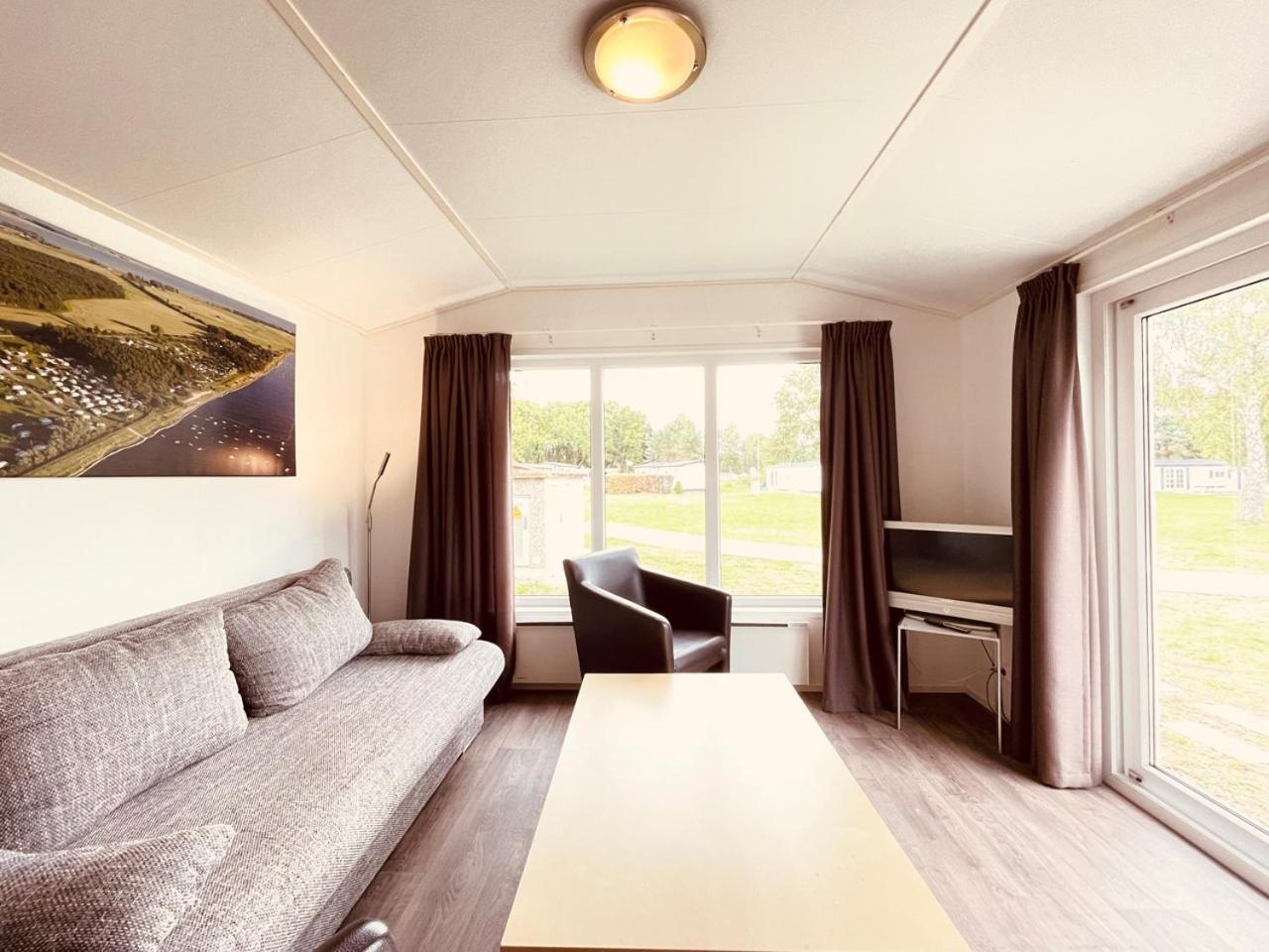 Regenbogen Suhrendorf Hotel Ummanz Bagian luar foto