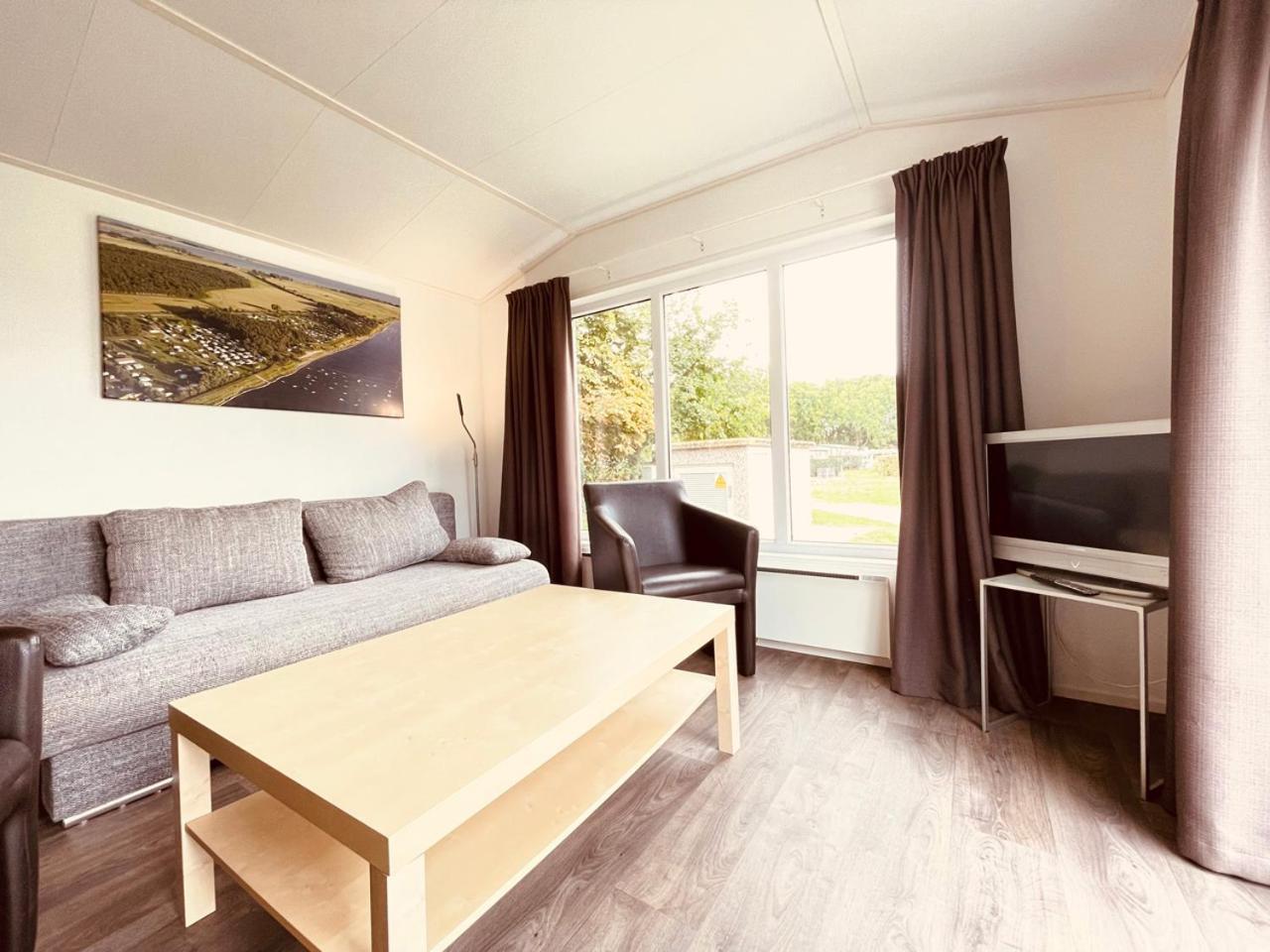 Regenbogen Suhrendorf Hotel Ummanz Bagian luar foto